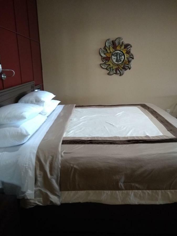 Southern Comfort Suites Mayfield ภายนอก รูปภาพ
